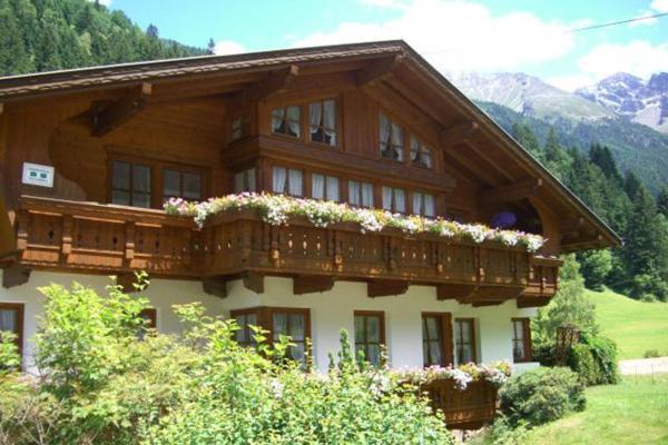 Haus Alpengruss Hotel Sankt Leonhard im Pitztal Bagian luar foto